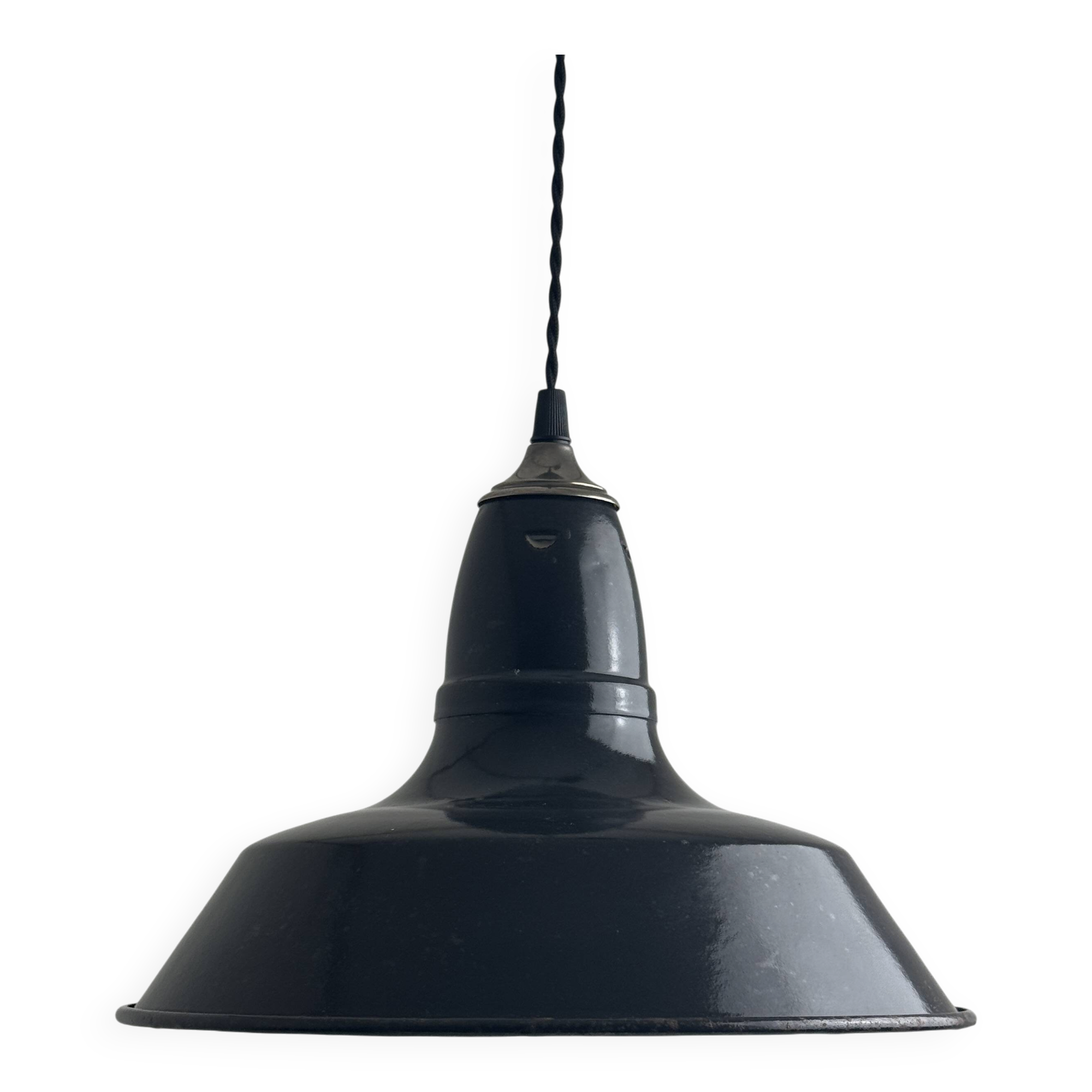 Old enamelled industrial workshop suspension