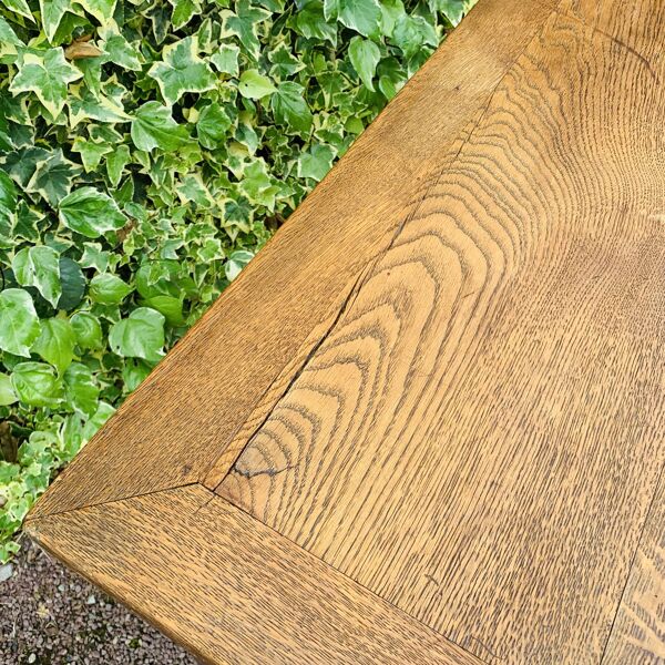 Ancienne table en chêne