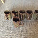 6 stoneware mugs