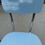 Paire de chaises en Formica bleu “Peugeot”