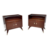 Paire de tables de chevet en noyer et cristal