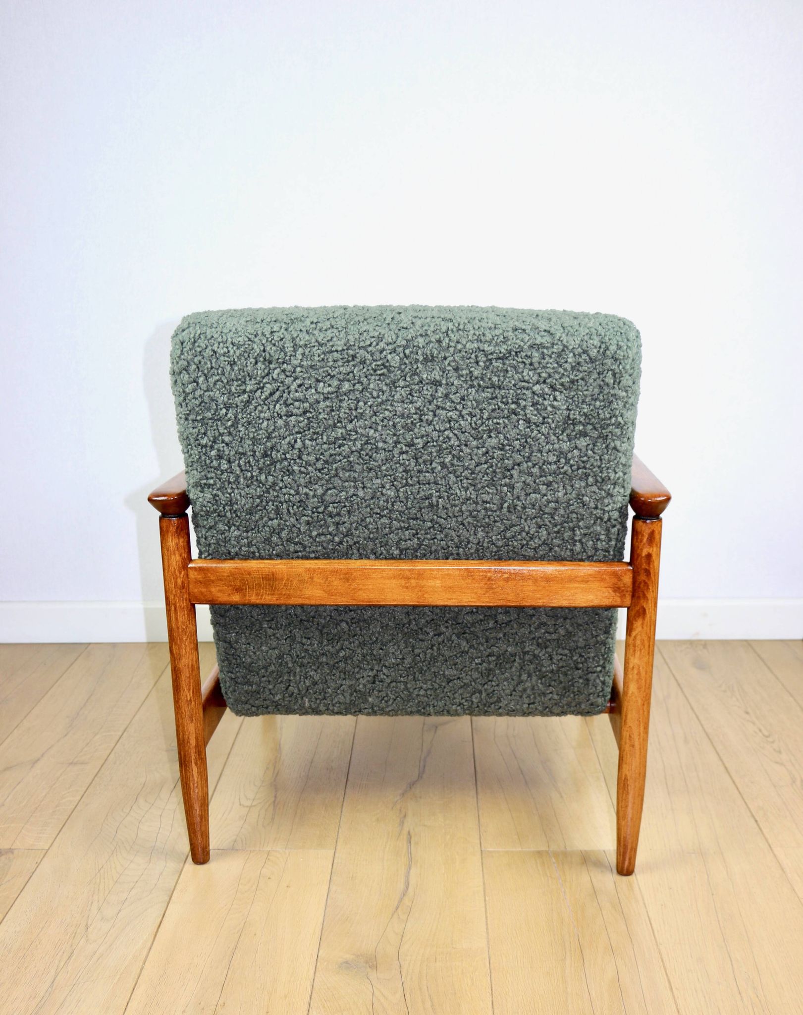 GFM-142 armchair, design by Edmund Homa from the 70s, olive green thick boucle - 2 pieces available