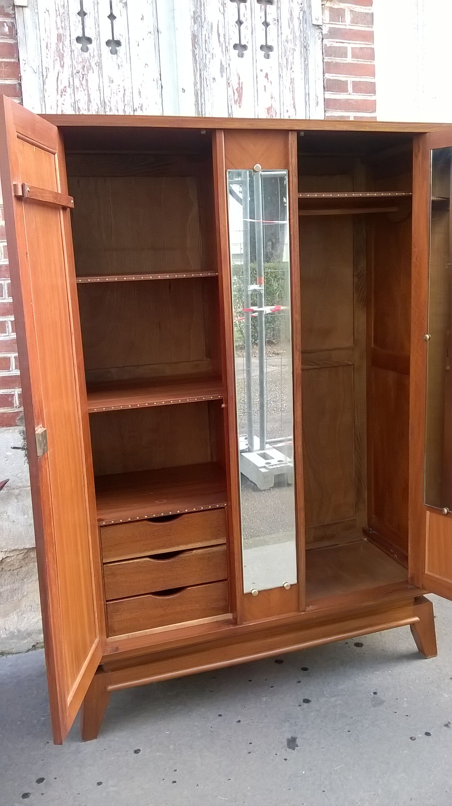 Wardrobe wardrobe year 50