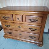 Solid oak chest of drawers