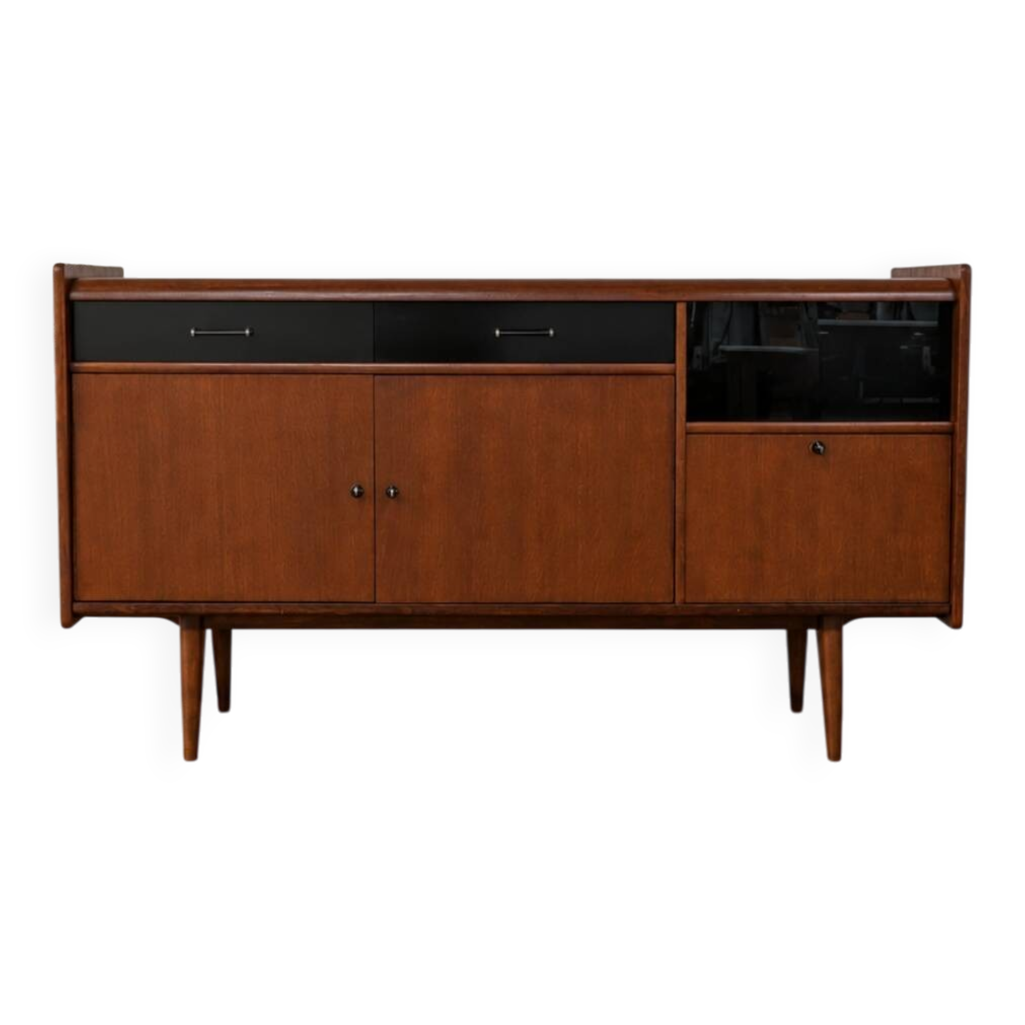 Vintage Scandinavian enfilade design