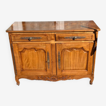 Buffet ancien en bois massif clair