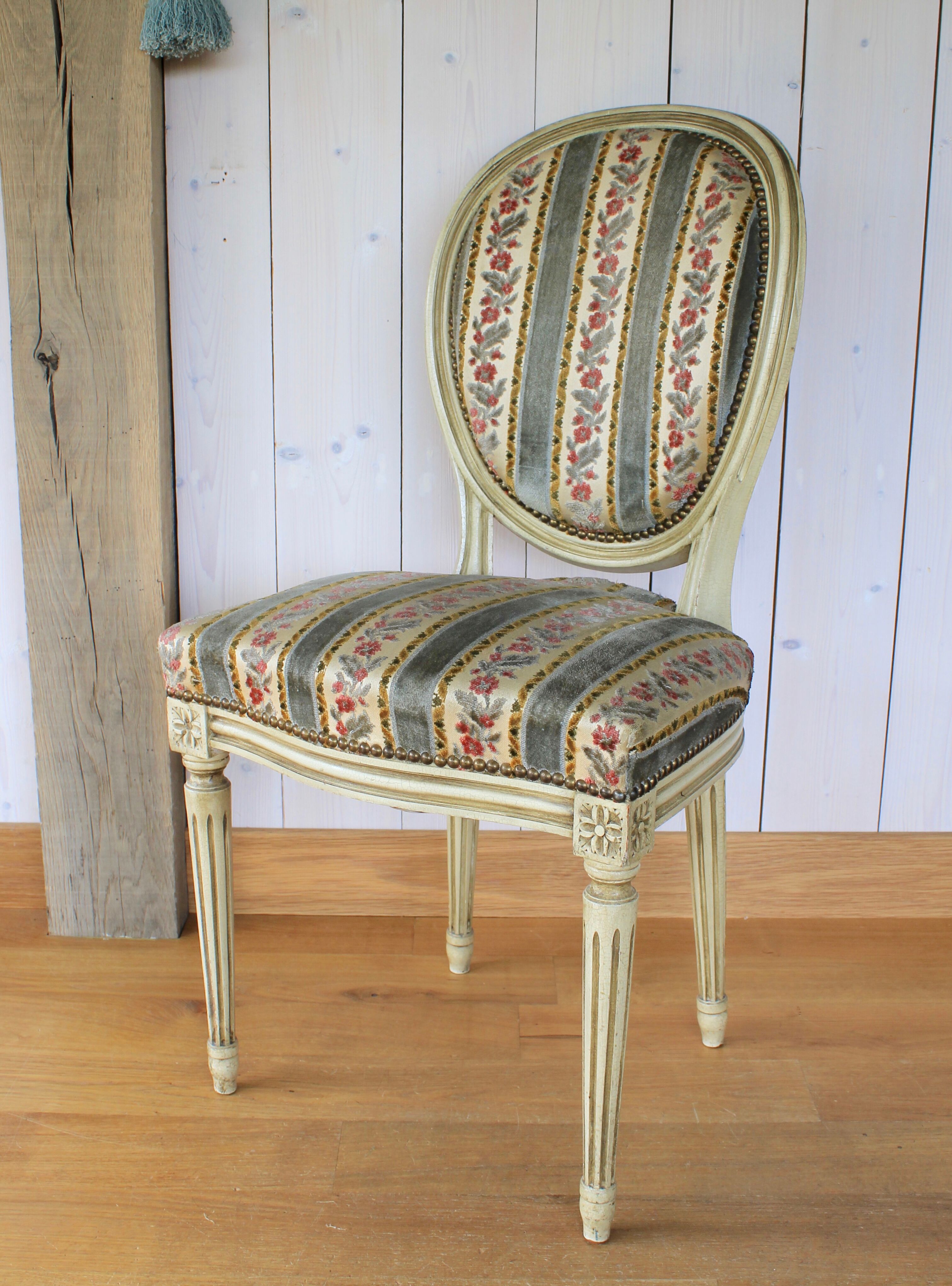 Chaise médaillon Louis XVI
