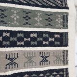 Traditional handmade grey and white black carpet 76x149cm