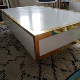 Table basse bois laqué blanc, laiton doré