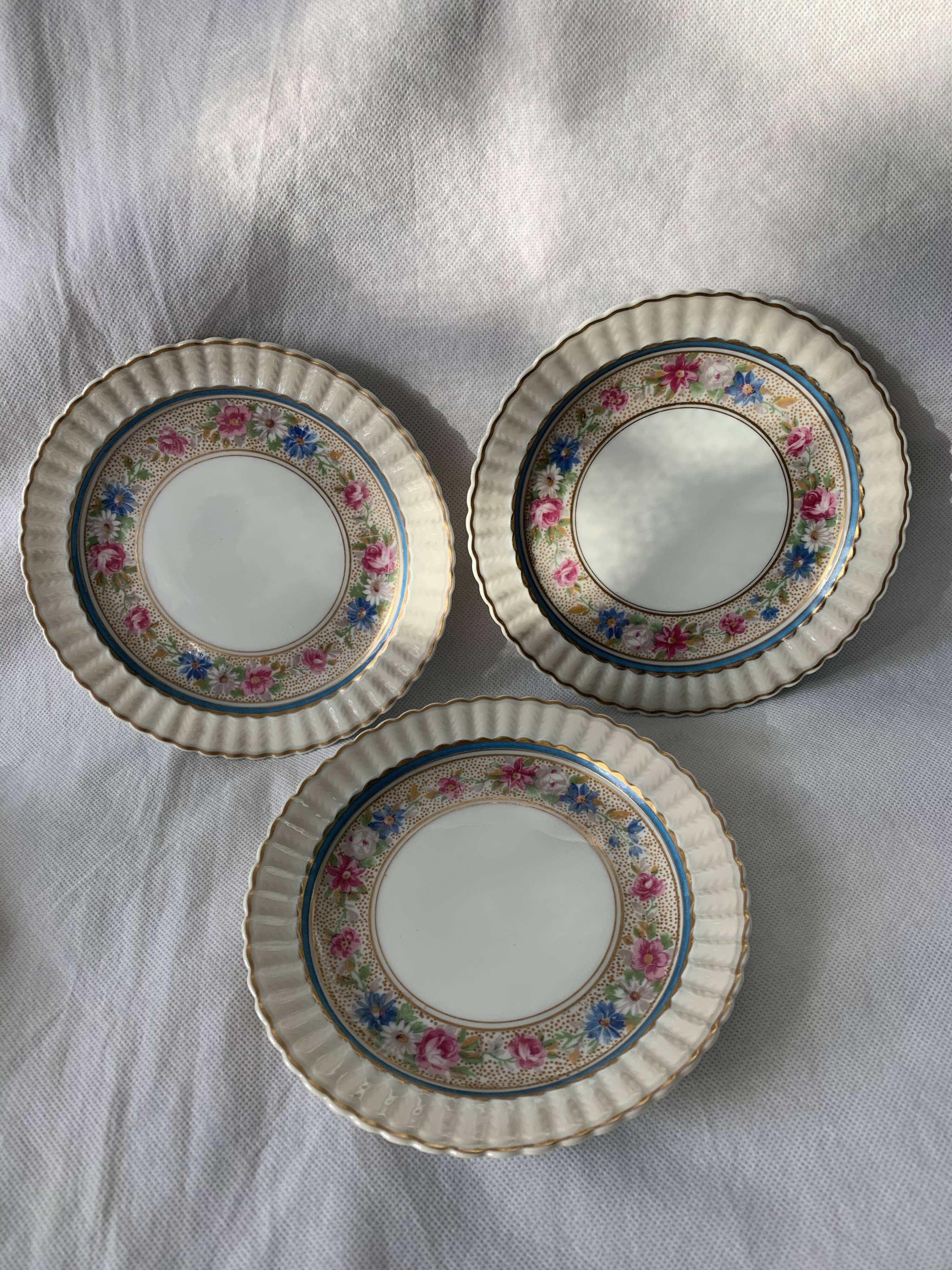 Dessert service 10 plates and a Bernardaud Limoges porcelain cake dish