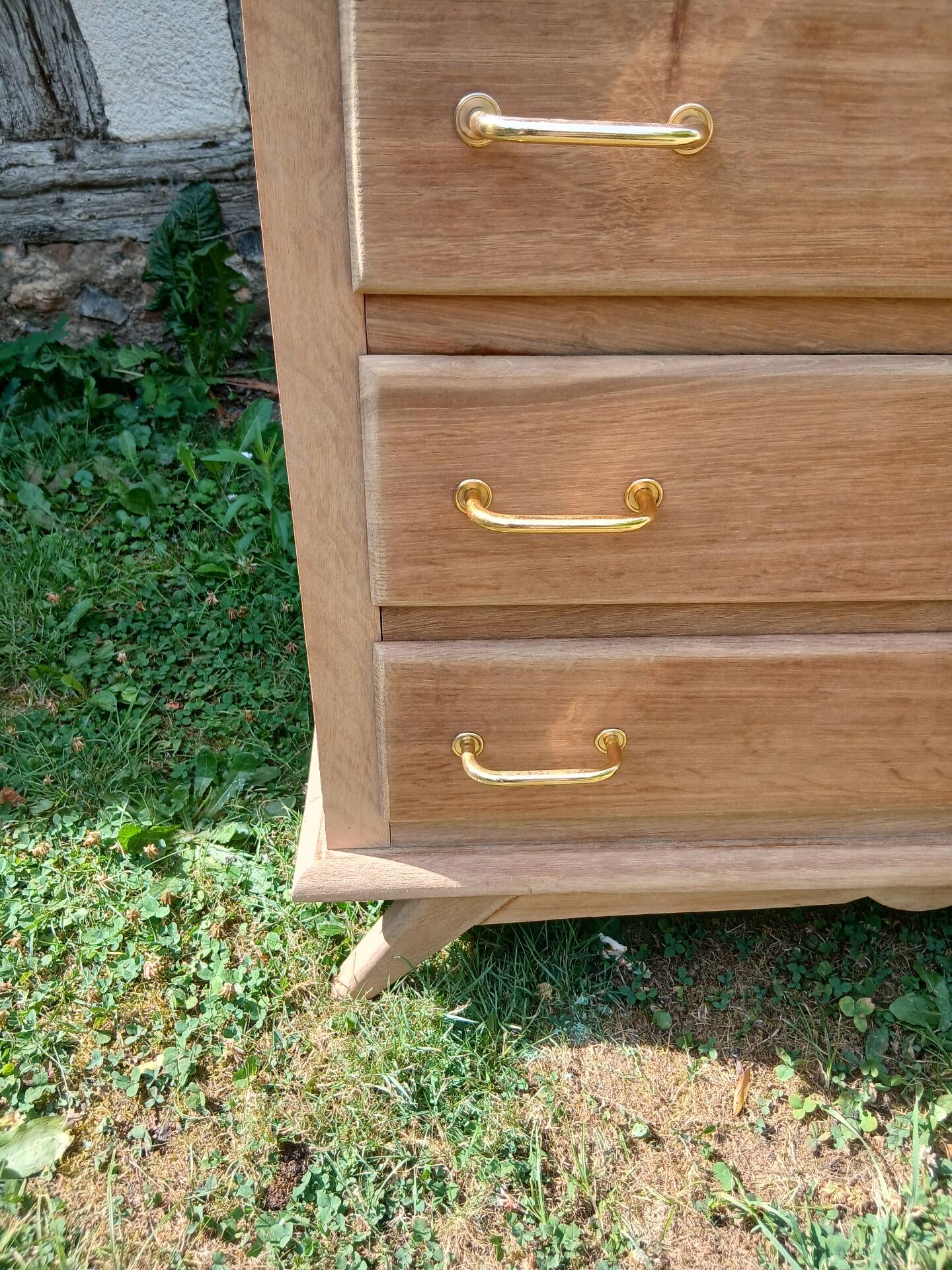 Commode 4 tiroirs pieds compas chêne bois brut