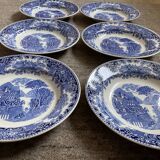 Set of 6 Petrus Regout Maastricht plates with white and blue decor