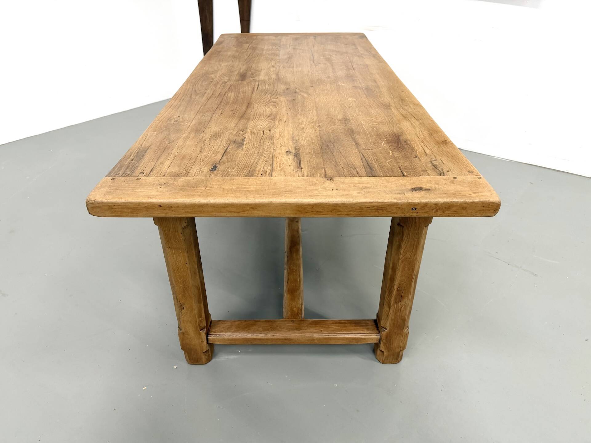 Extendable oak table, 1950s