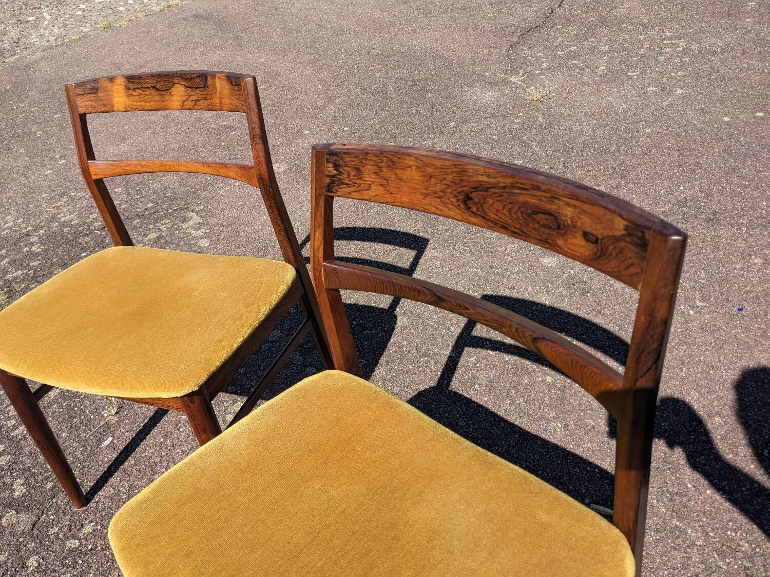 Pair of chairs by Henning Kjaernulf for Mobelfabrik