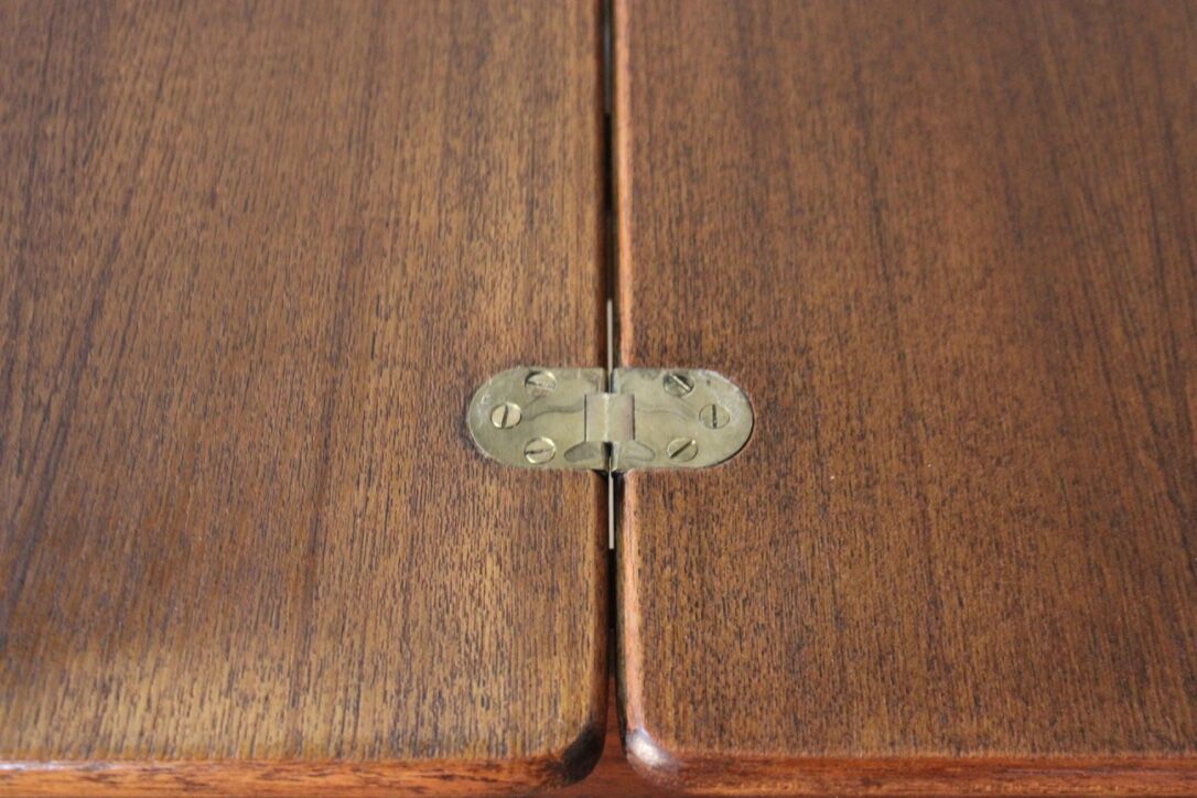 Extendable dining table "flip-top"/"wallet" Scandinavian vintage teak by Nils Jonsson for TROEDS