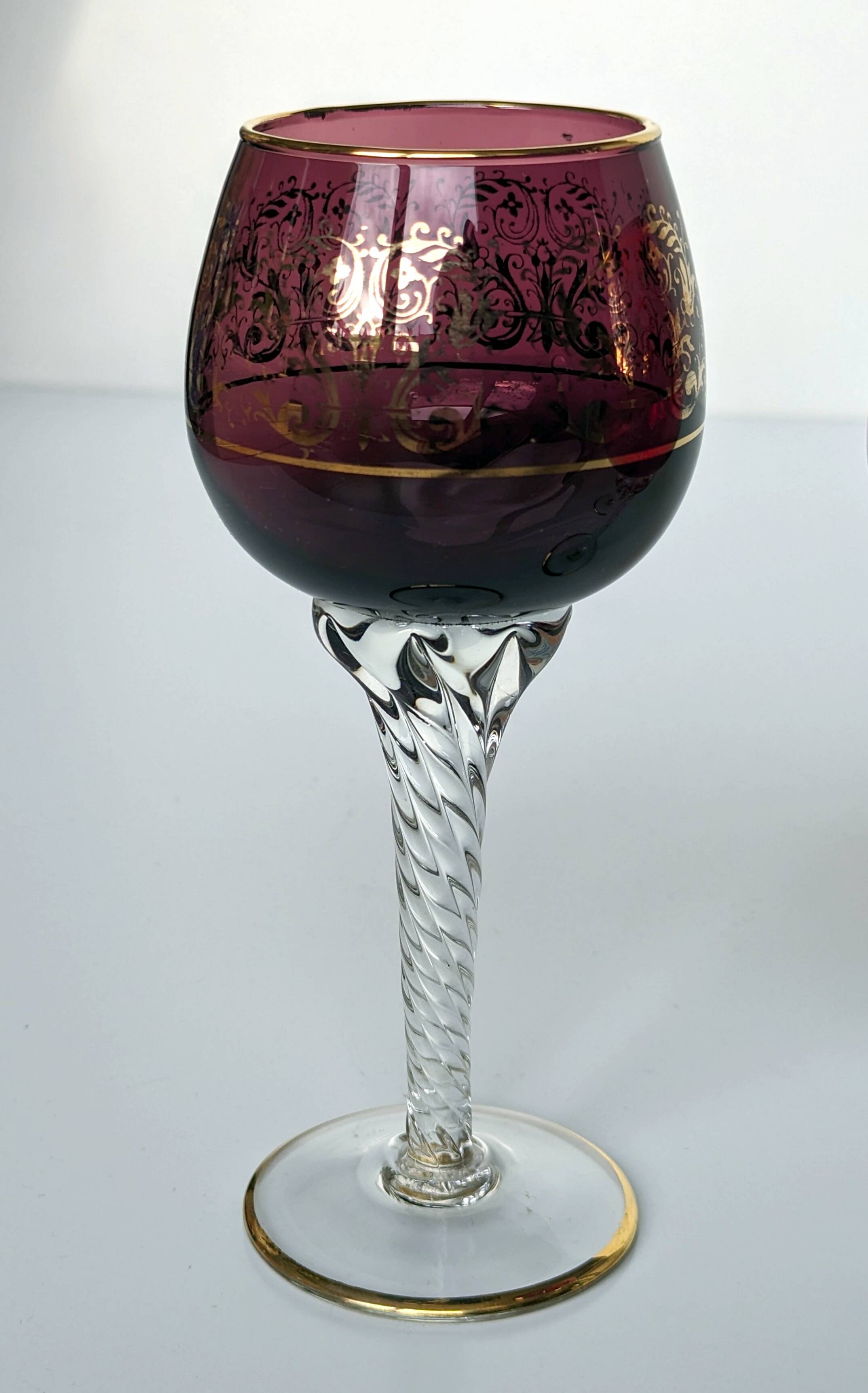 Set of 3 colored wine glasses - Ruby, red, green, gold and twisted foot