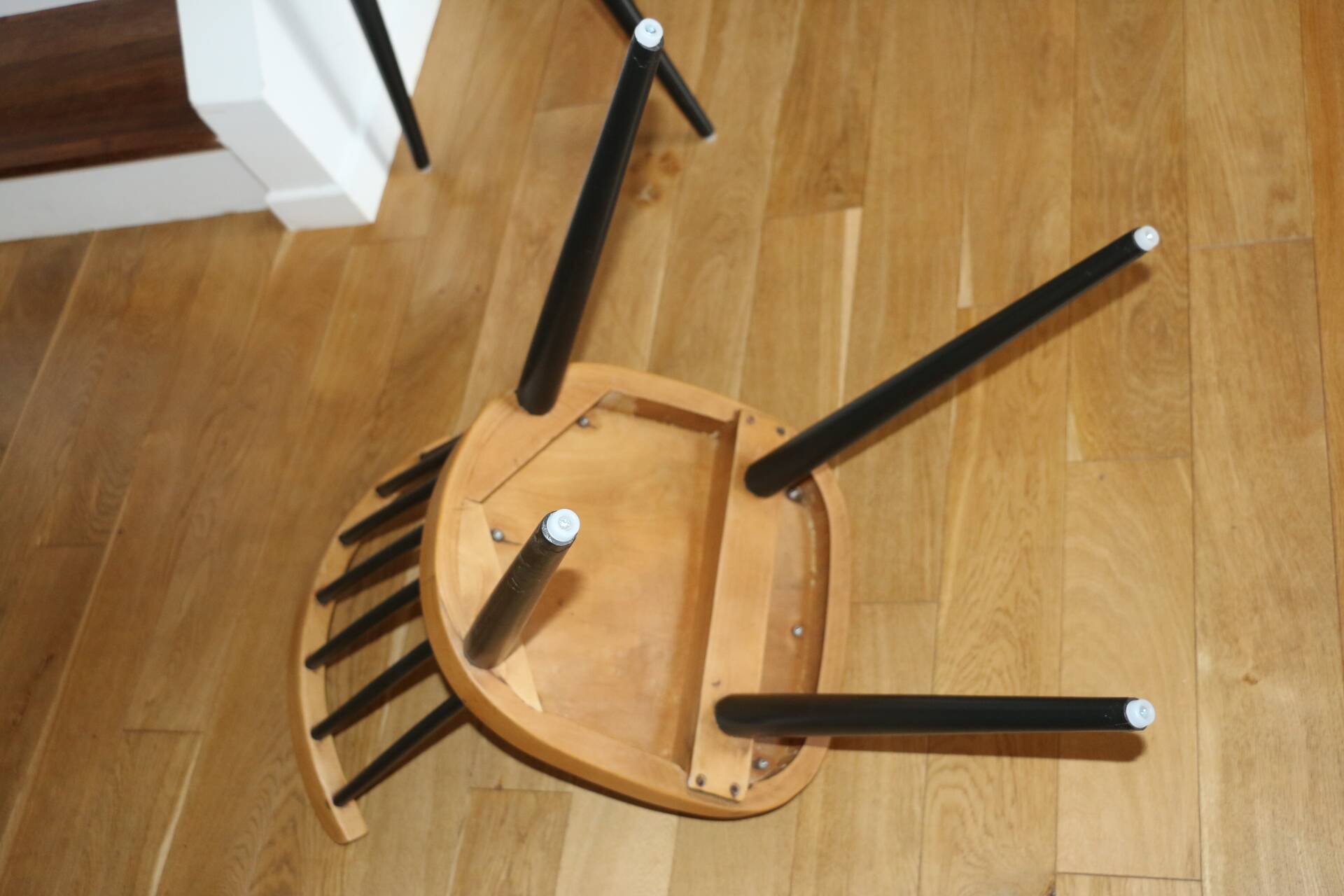 4 Baumann 740G chairs light beech black skai