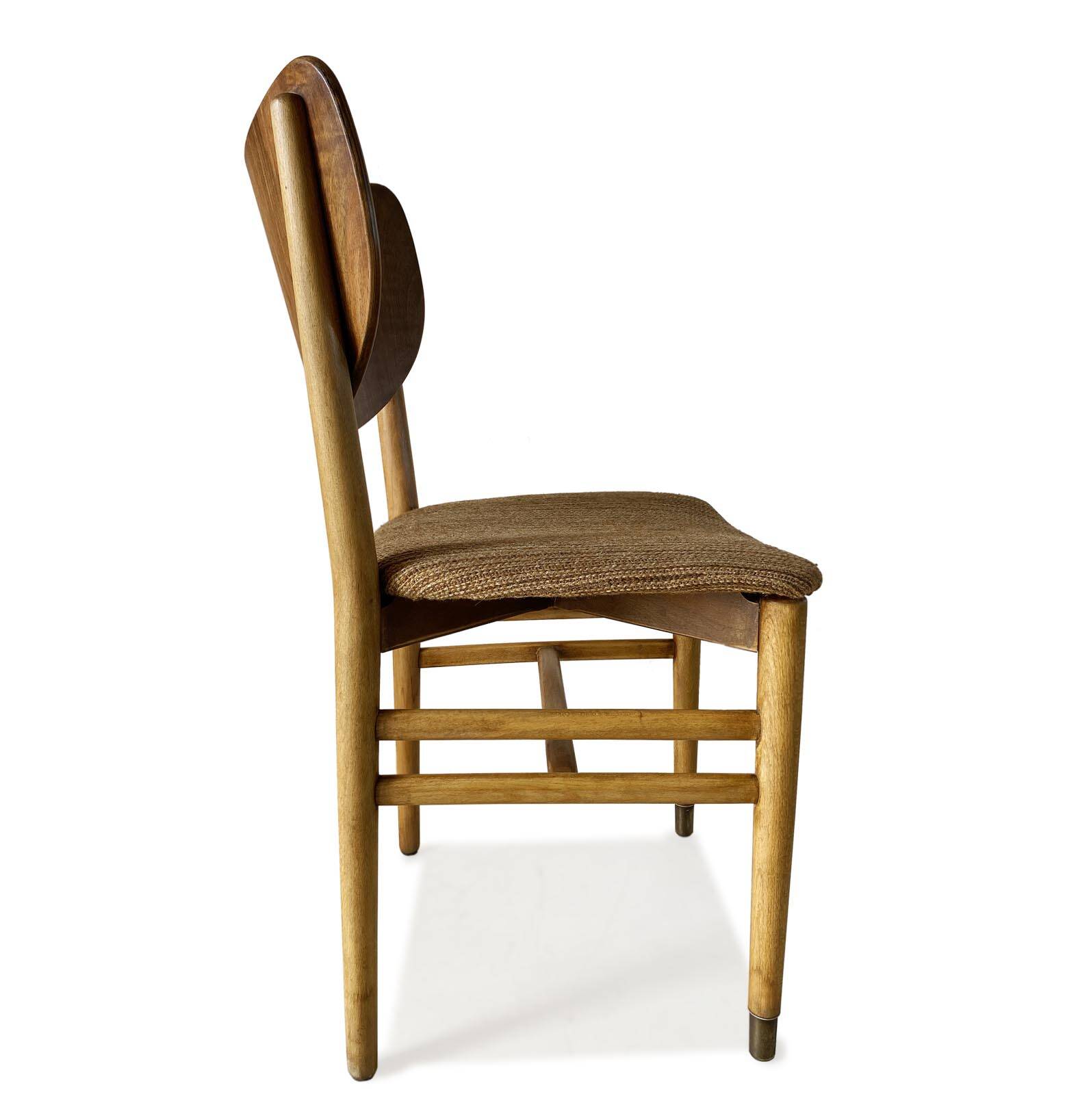 Une chaise de Niels et Eva Koppel