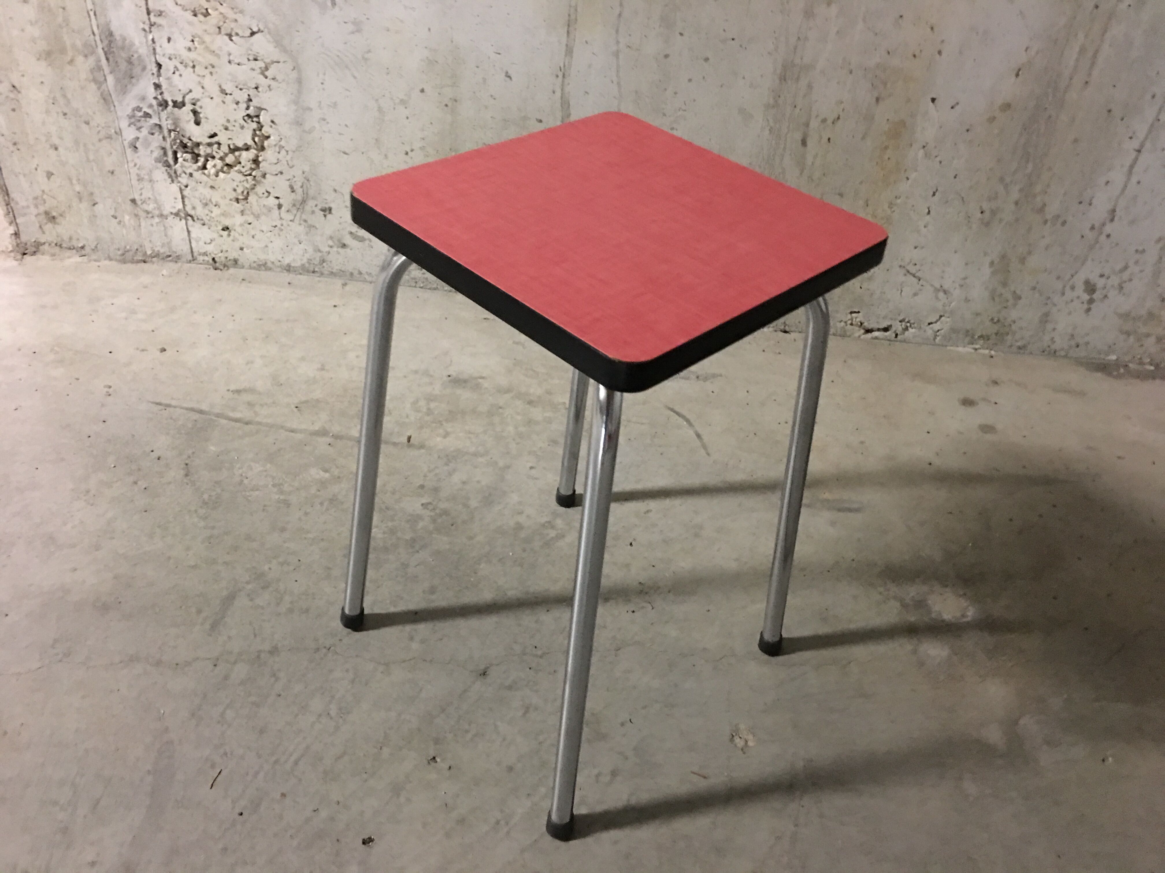 Stool in red formica 70s