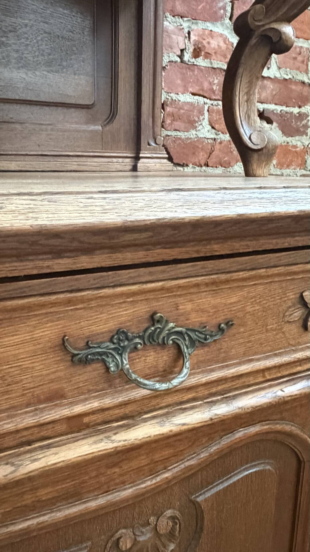 Antique oak sideboard, Louis XV rococo style, late 19th century.