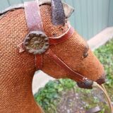 Cheval à bascule ancien