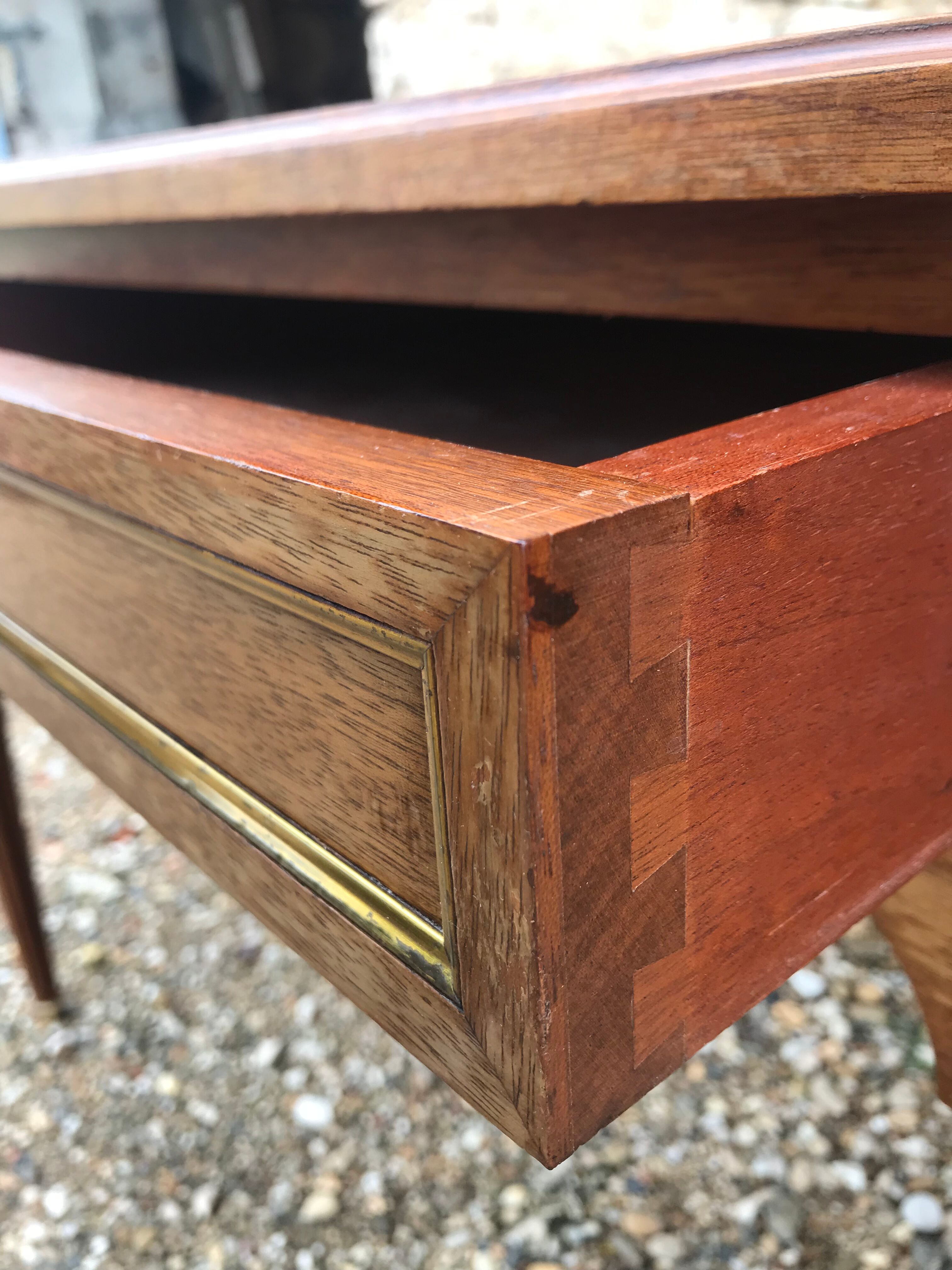 Desk Louis XVI style