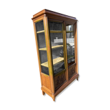 Vitrine en noyer