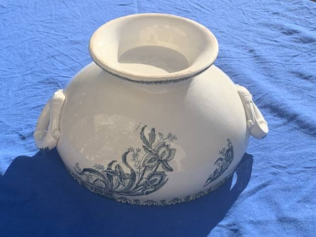 Soup tureen base, old salad bowl, iron earth with blue iris pattern, 19th century, collector's item