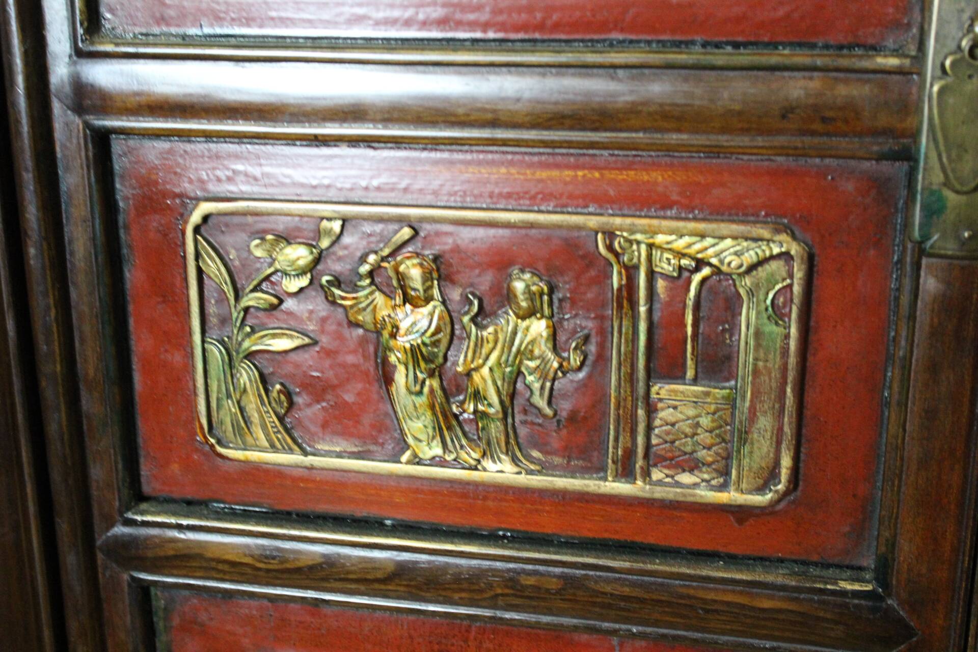 Chinese Cabinet in Red and Gold Lacquer