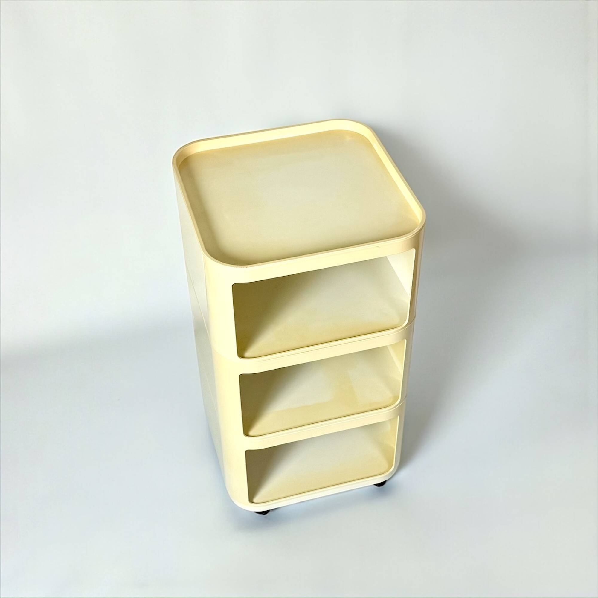 Cream Kartell Componibili Storage with Three Modules, Italian Vintage 1960s