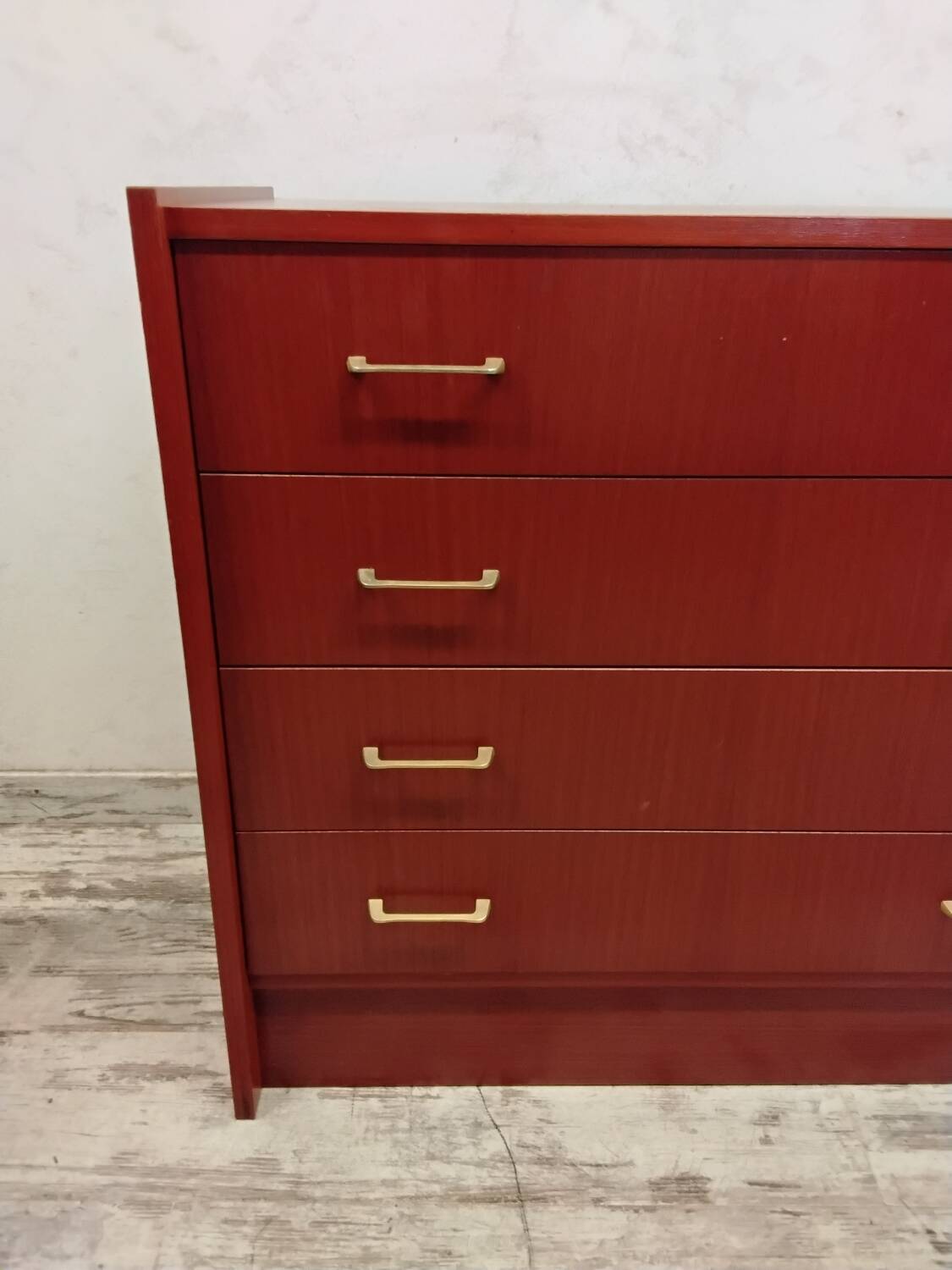 Vintage chest of drawers