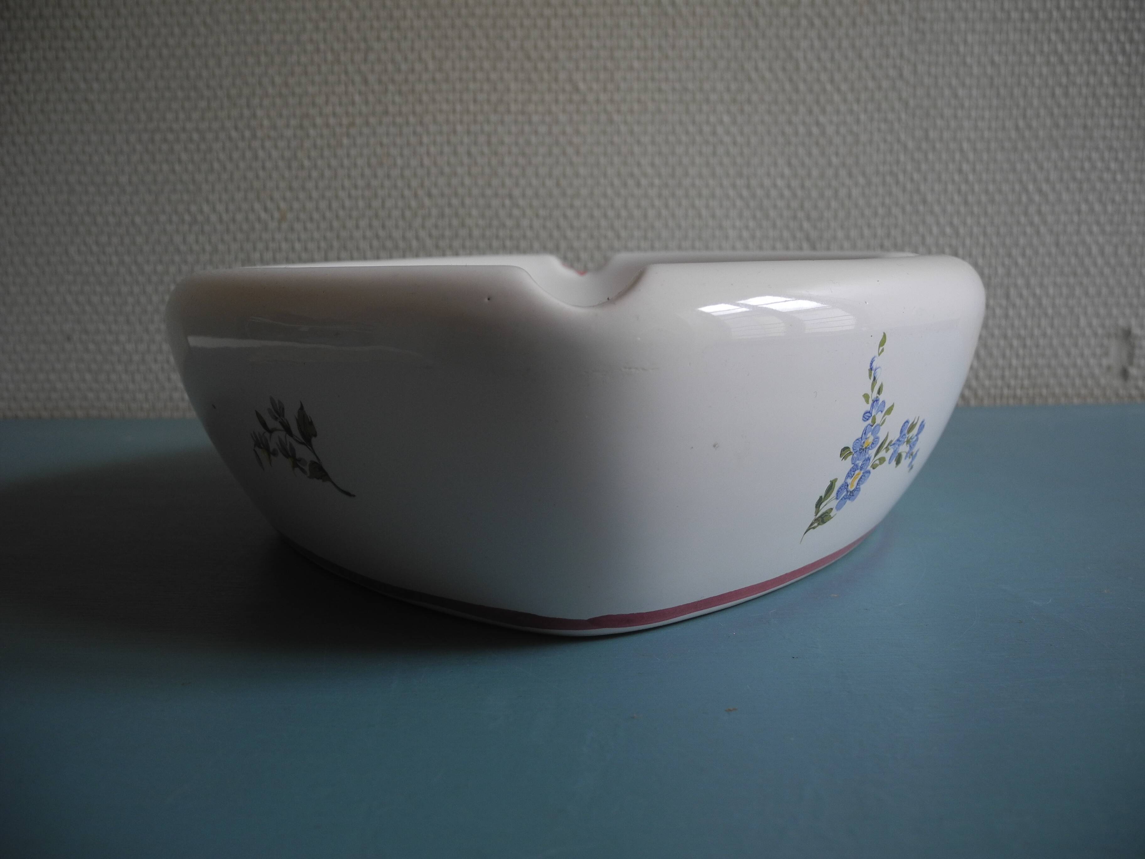 large ceramic vintage decorative French ashtray