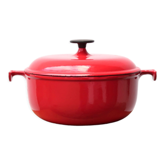 Red enamelled cast iron casserole Le Creuset by Enzo Mari, 70s