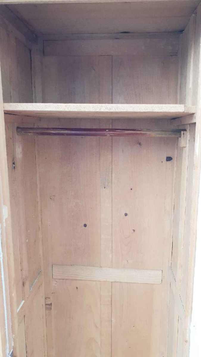 Vintage parisian wardrobe