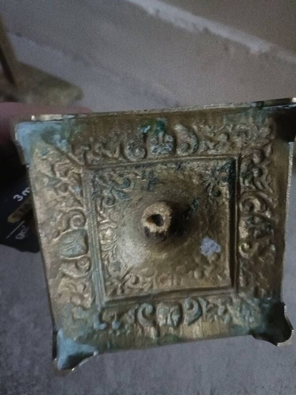 Paire de bougeoirs anciens XIXème