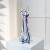 Grand vase en verre de Murano vintage, verre clair avec des détails bleus et rouges, années 1970 Italie – Soufflé à la main, base en trépied