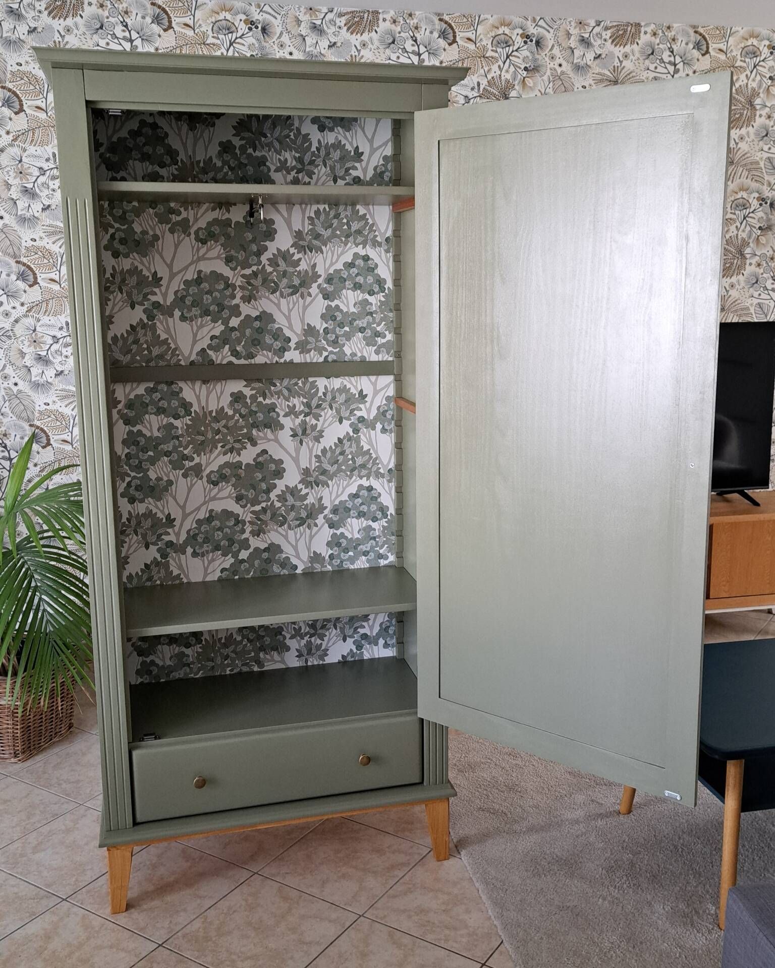Wardrobe Rød Sødgren green Thisted