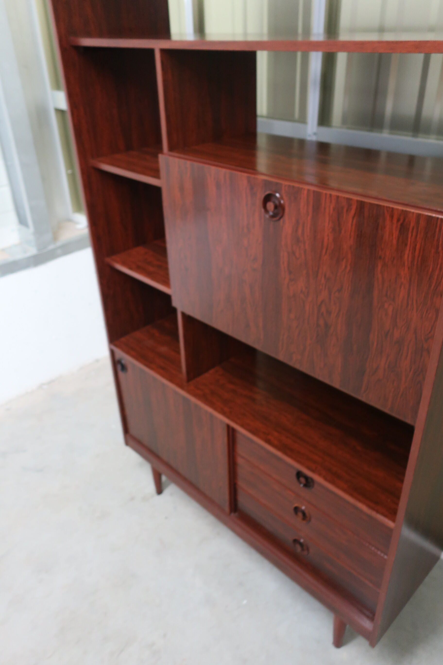 Room divider in rosewood of the 70s