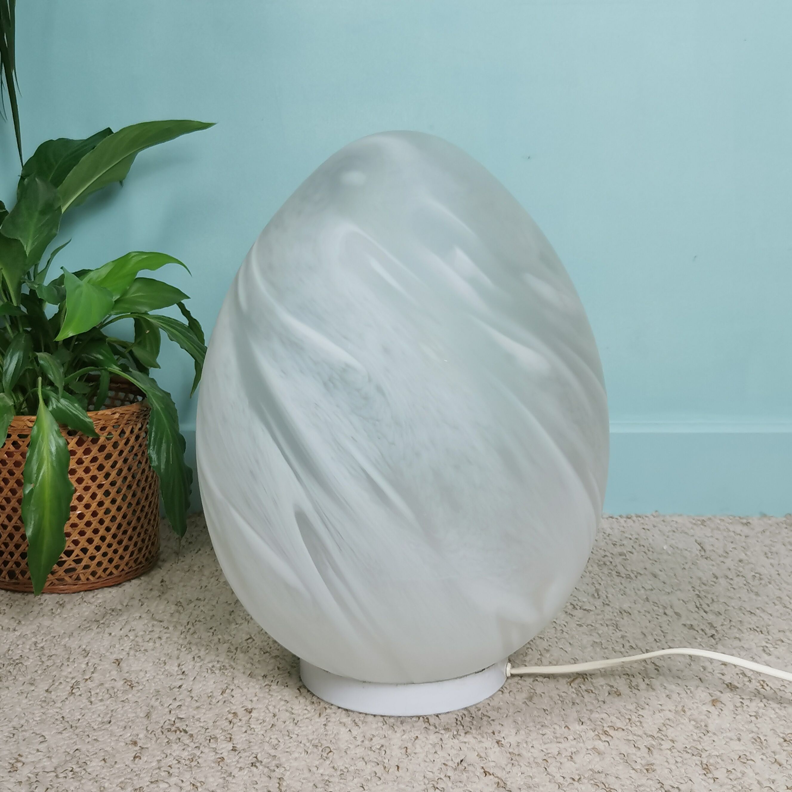 Lamp "Egg of Vianne" 38cm