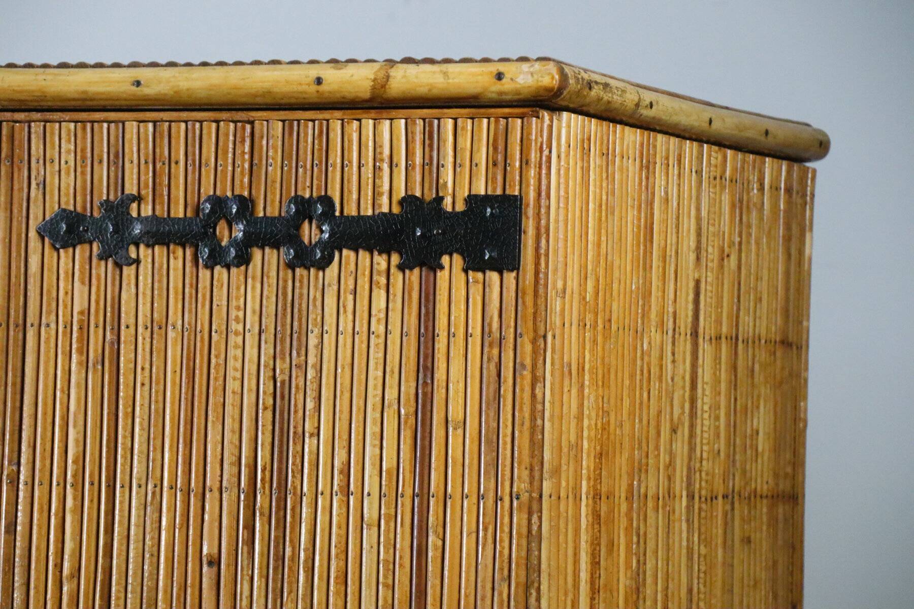 Vintage woven rattan sideboard - 1960