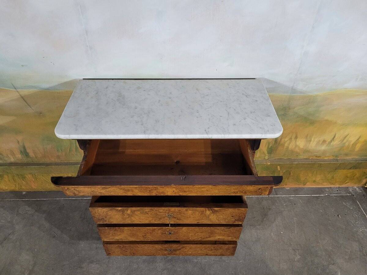 Petite commode époque Louis Philippe en noyer