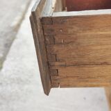 Double-sided oak counter, crate