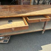 Table de drapier, meuble d'atelier
