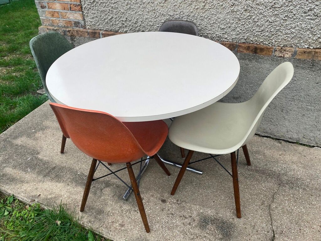 Round kitchen dining table 100cm chrome legs