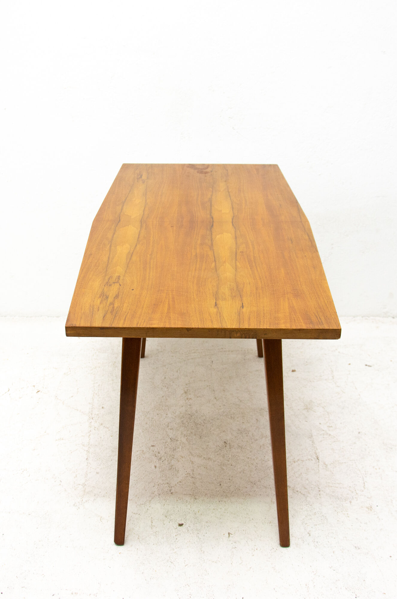 Table basse de František Jirák pour Tatra nábytok, 1960