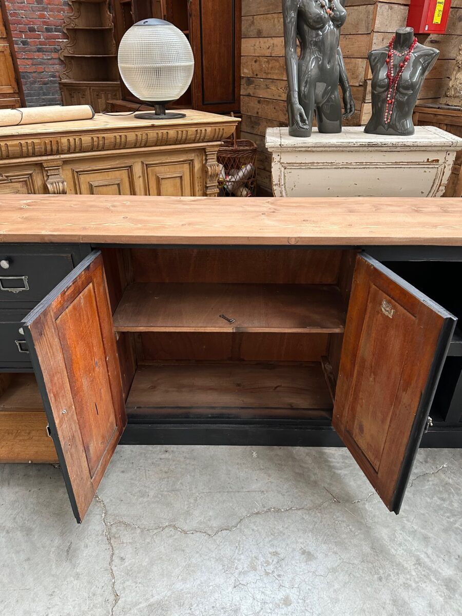 Handcrafted enfilade