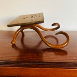 Wall-mounted coat rack