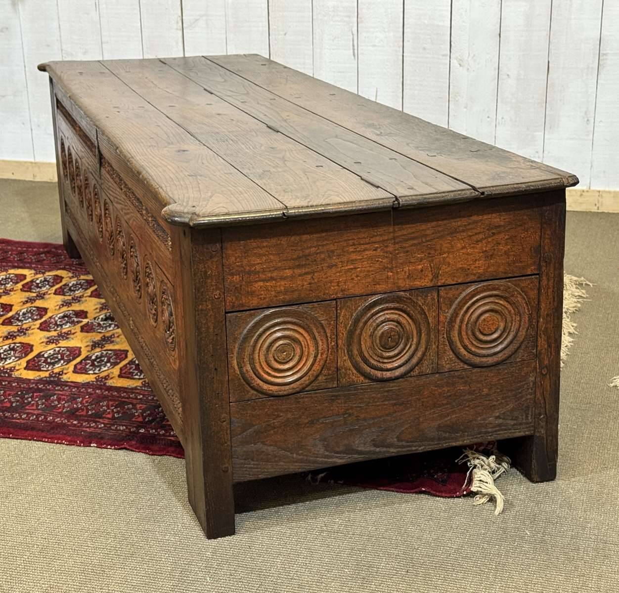 18th-century Breton chestnut bank bench