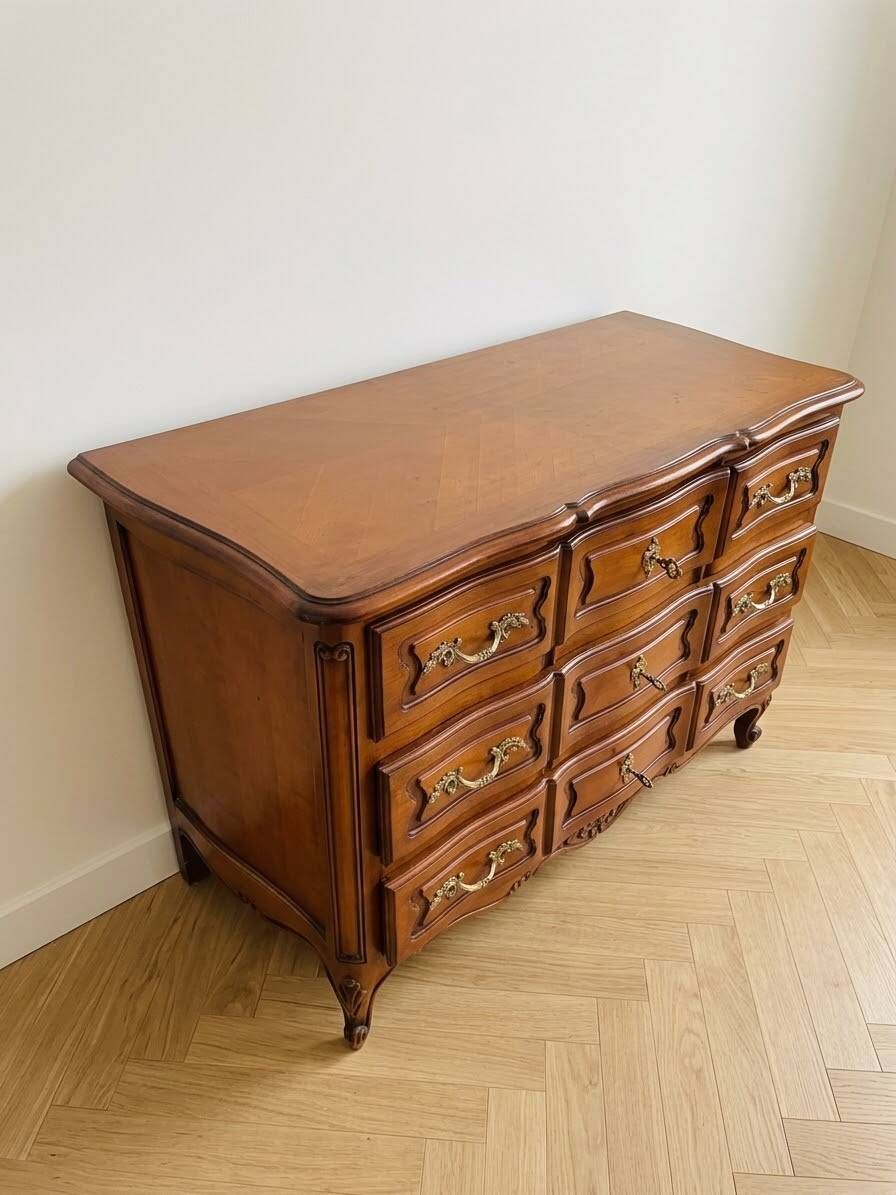 Louis XV style wooden commode