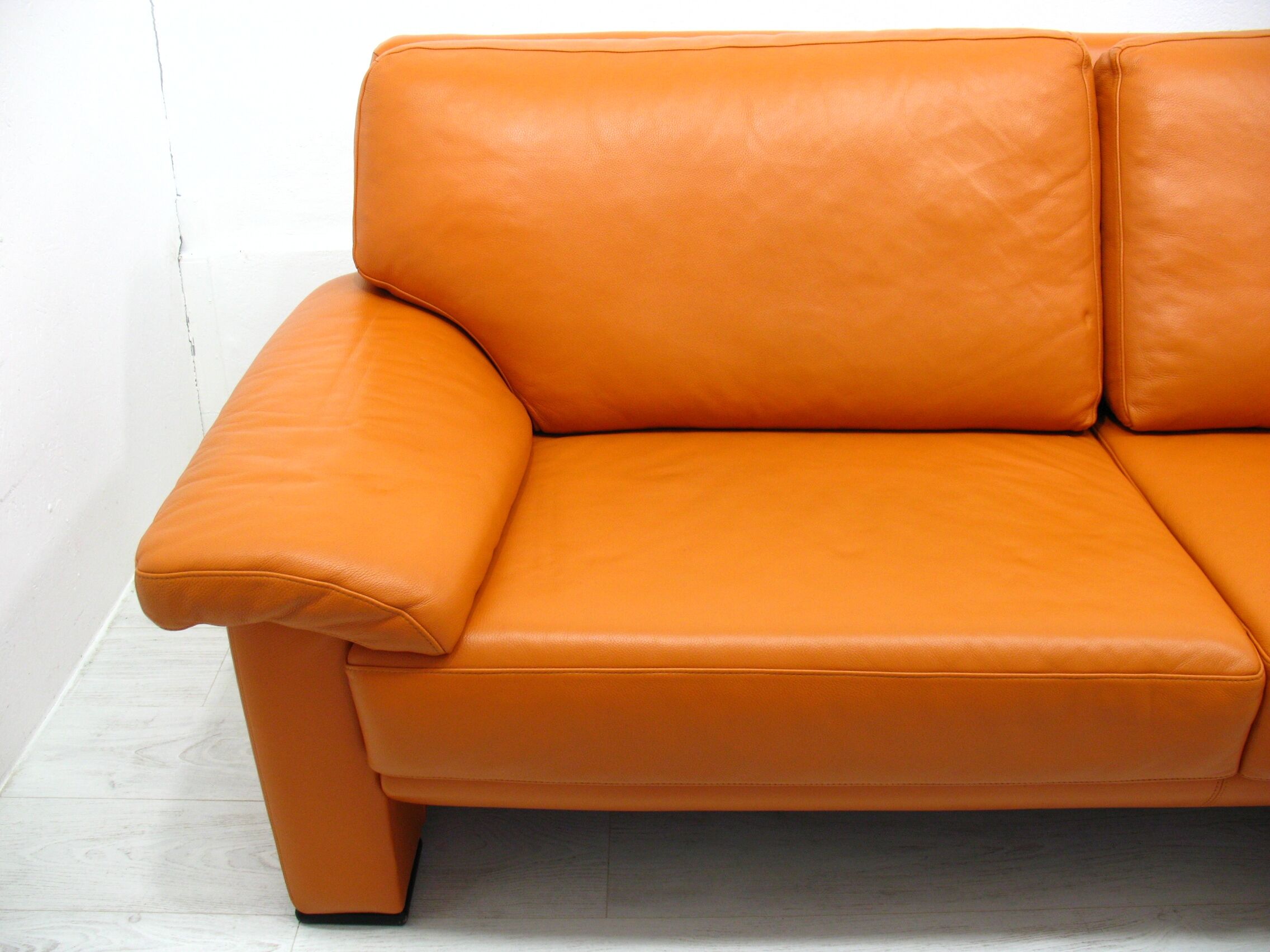 Leather sofa Willi Schillig 90s